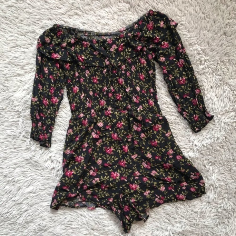American Eagle Floral Off The Shoulder Romper
